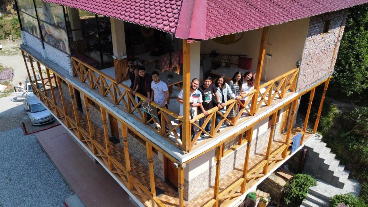 Thepahadians Food & Stay Jibhi Esterno foto