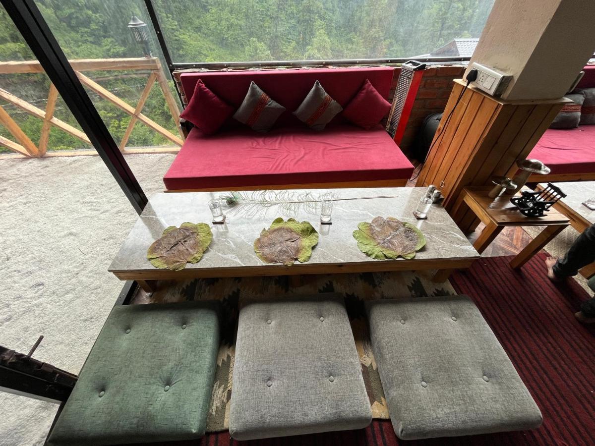 Thepahadians Food & Stay Jibhi Esterno foto