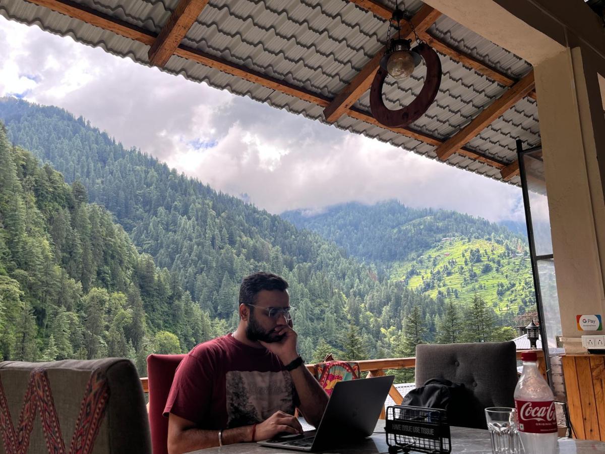 Thepahadians Food & Stay Jibhi Esterno foto