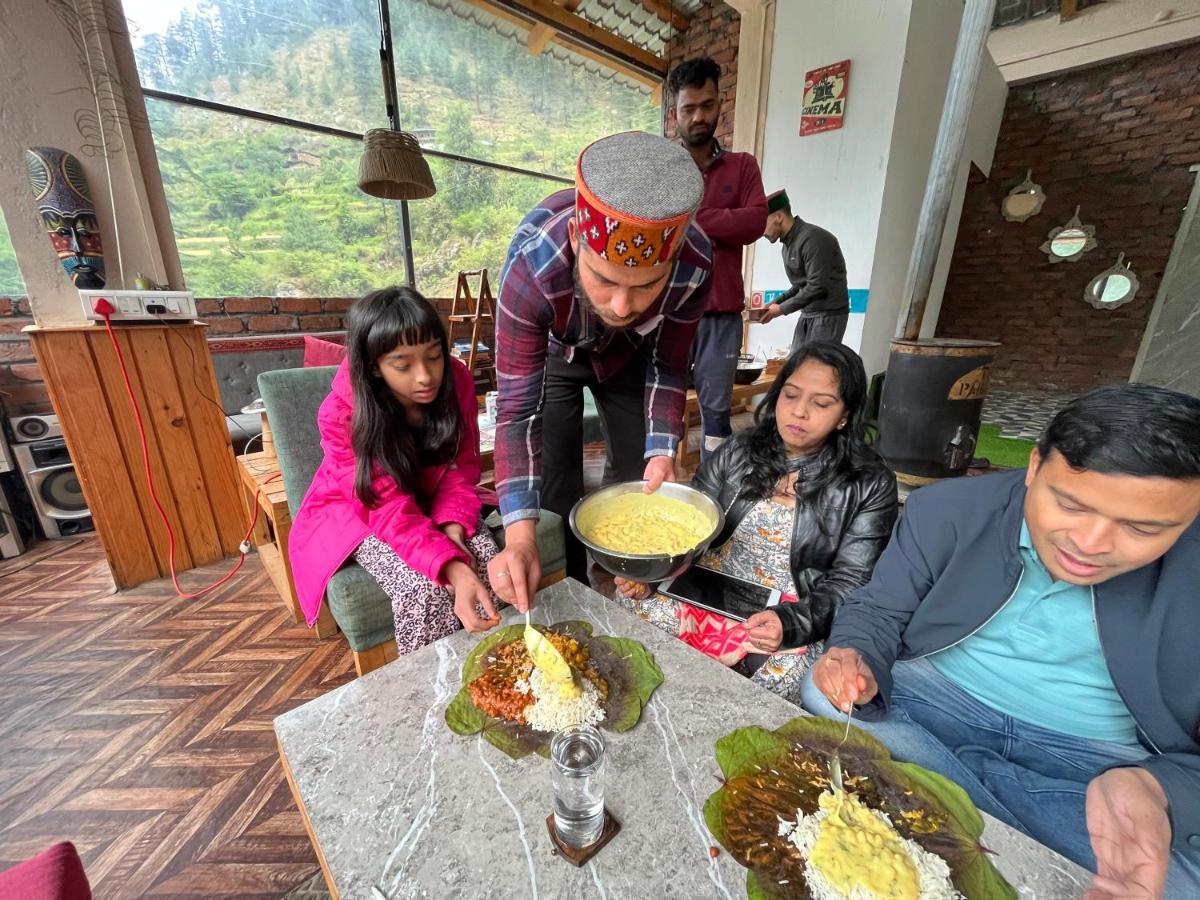 Thepahadians Food & Stay Jibhi Esterno foto