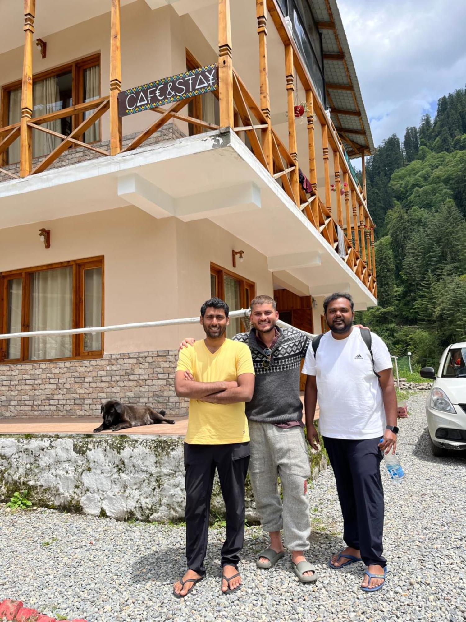 Thepahadians Food & Stay Jibhi Esterno foto
