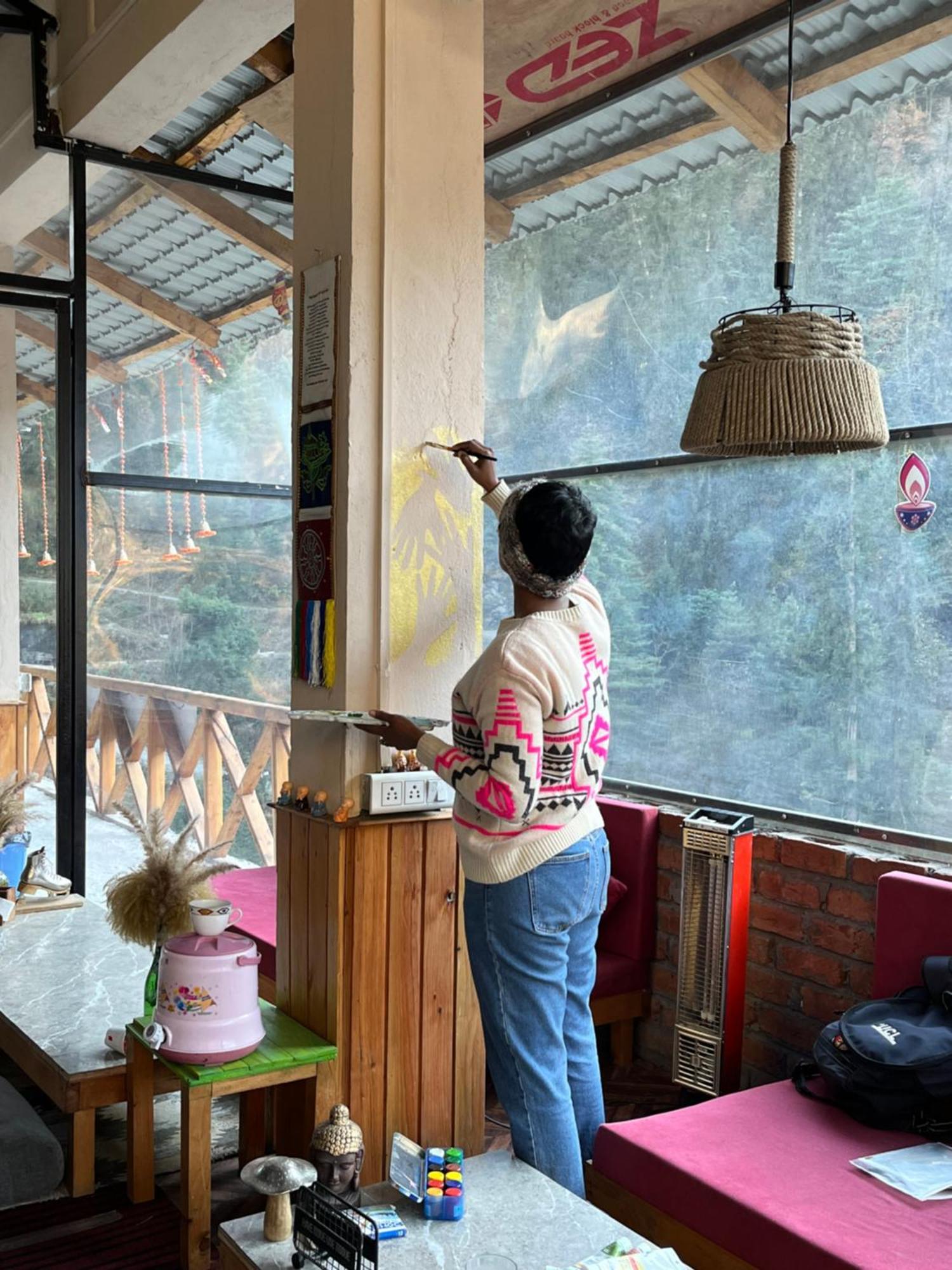 Thepahadians Food & Stay Jibhi Esterno foto
